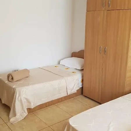בית הארחה Vila Miorita קונסטנצה